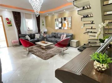 Casa · 180m² · 3 Quartos · 4 Vagas · Sobrado para venda em Utinga de 180.00m² com 3 Quartos, 1 Suite e 4 Garagens