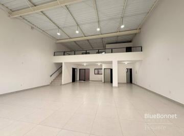 Comercial · 200m² · 4 Vagas · Sala Comercial para alugar em Parque Residencial Eloy Chaves de 200.00m² com 4 Garagens