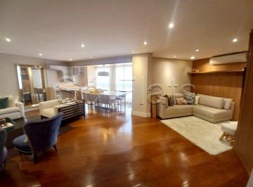 Apartamento · 120m² · 3 Quartos · 2 Vagas · Flat para alugar em Moema de 120.00m² com 3 Quartos, 1 Suite e 2 Garagens