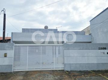 Casa · 240m² · 7 Quartos · 4 Vagas · Casa em Lagoa Nova