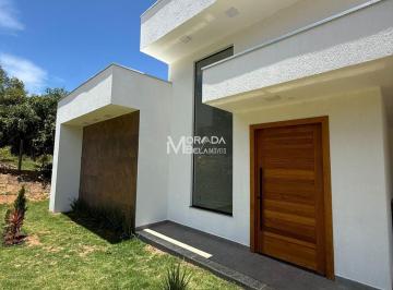Casa · 170m² · 3 Quartos · 4 Vagas · Casa com 3 quartos e piscina no condomínioVale do Luar