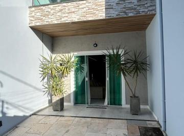 Casa · 125m² · 3 Quartos · 2 Vagas · Duplex elegante, funcional e pronto pra morar no Loteamento Cartier (Maraponga)