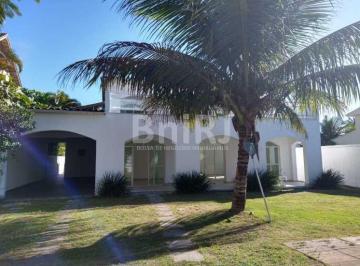 756930oma.jpg · MARAMAR - Casa Duplex em Condomínio com Segurança, Piscina e 5 Quartos