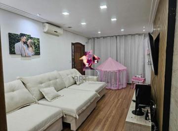 Casa · 200m² · 3 Quartos · 2 Vagas · Sobrado à venda, 200 m² por R$ 715.000,00 - Santo André - Santo André/SP