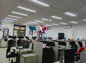 Casa · 370m² · 4 Vagas · IMÓVEL COMERCIAL ESPAÇOSO E VERSÁTIL NO BAIRRO SUÍÇO, TABOÃO - SBC