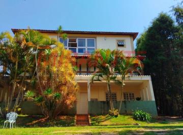 372a963e398c83629cefe29a765159de.jpg · Cond. fechado de 440m² com 4 quartos