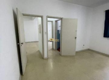 Comercial · 30m² · Sala Comercial 30m² no Centro de Santo André com Banheiro