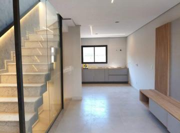 Casa · 120m² · 2 Quartos · 3 Vagas · Sobrado à Venda – 120m² com 2 Quartos (1 Suíte) e 3 Vagas de Garagem