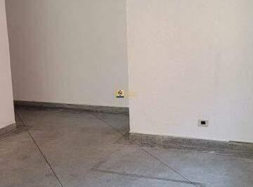 Comercial · 24m² · Sala Comercial 24m² com Banheiro Privativo – Ideal para Escritório ou Consultório