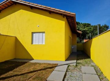 Casa de 2 quartos, Itanhaém · Casa para Venda no bairro Jardim Lindomar, localizado na cidade de Itanhaém / SP