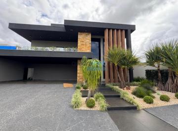 Casa de 4 quartos, Vicente Pires · Casa de 4 suítes no Condomínio Baviera em Vicente Pires