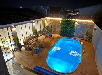 Casa de 4 quartos, Ribeirão Preto · Privacidade, Elegância e Localização Privilegiada