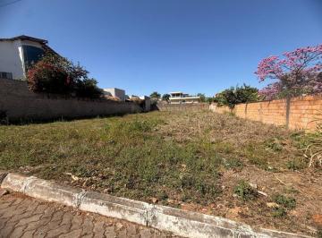 Terreno , Brasília · VENDO LOTE NASCENTE E MURADO CONDOMINIO PRIVE I QUADRA 3 LAGO NORTE - OPORTUNIDADE