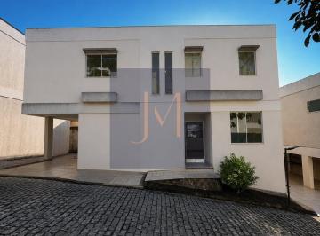 Foto 01 · Casa à venda na Vila Progresso, Niterói-RJ - Conforto, espaço e excelente localização!