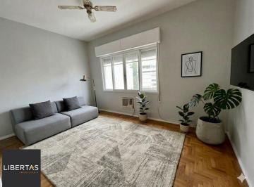 Apartamento · 70m² · 2 Quartos · Apartamento 2 dormitórios com dependência 70m2 Moinhos de Vento Av. Cristóvão