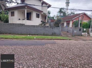 Casa · 305m² · 5 Quartos · 2 Vagas · Casa ampla 5 D E 4 Banheiros, 2 vagas - Sta Tereza - Porto Alegre