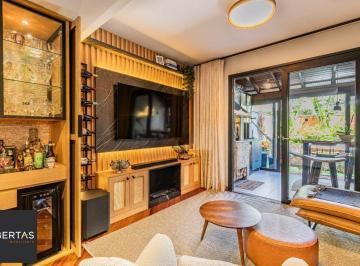 Casa · 120m² · 3 Quartos · 3 Vagas · Casa reformada com vista incrível espaço goumet e jacuzzi, Proximo ao Iaguatemi