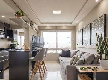 Apartamento · 55m² · 2 Quartos · 2 Vagas · Vende-se apartamento com 2 quartos (1 suíte), 55m² e 2 vagas – Petrópolis