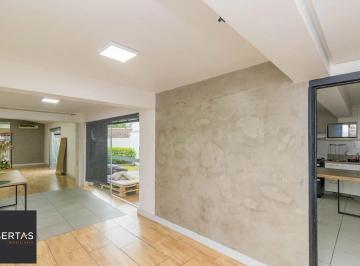 Casa · 337m² · 4 Quartos · 2 Vagas · Casa a venda, 4 quartos, 2 vagas, 4 banheiros, Bairro Chacara das Pedras, em Por