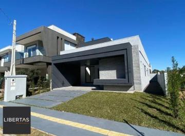 Casa · 150m² · 3 Quartos · 2 Vagas · Casa à venda - no Centro