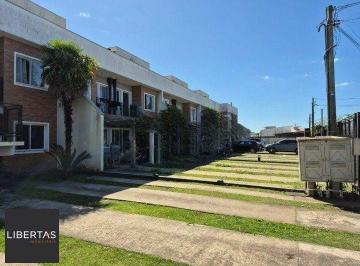 Apartamento · 50m² · 2 Quartos · 2 Vagas · Apartamento de 2 dormitórios, 2 vagas de garagem no Bairro Olaria em Canoas.