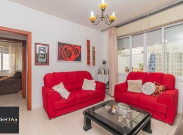 Apartamento · 65m² · 2 Quartos · Apartamento 2 Quartos com Suíte e Pátio no Menino Deus