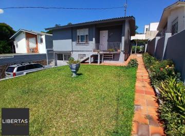 Casa · 135m² · 3 Quartos · 3 Vagas · Casa com 03 dormitorios e amplo jardim no bairro Santa Tereza /RS