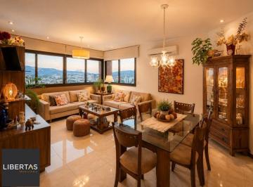Apartamento · 88m² · 3 Quartos · 1 Vaga · Apartamento 3 Dormitórios com Suíte, Churrasqueira e Excelente Vista Petrópolis