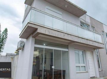 Casa · 90m² · 3 Quartos · 1 Vaga · Casa de 3 dormitórios e 2 vagas de garagem em Canoas.