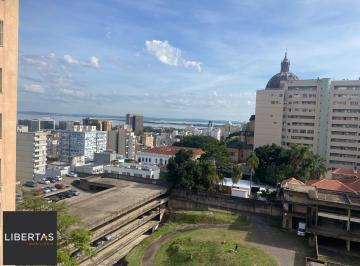 Apartamento · 133m² · 4 Quartos · 1 Vaga · Apartamento com vista para o Guaíba com 4 quartos, portaria e elevador no Centro