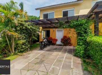 Casa · 118m² · 3 Quartos · 2 Vagas · Casa em condomínio de 3 quartos, suíte e 2 vagas no bairro Mário Quintana