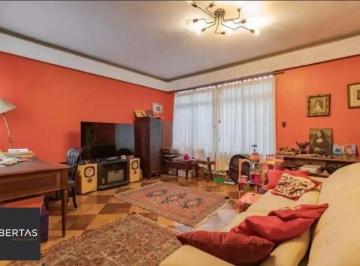Apartamento · 209m² · 4 Quartos · 1 Vaga · Apartamento Duplex com 3 dormitórios, churrasqueira, pátio no bairro Bom Fim!
