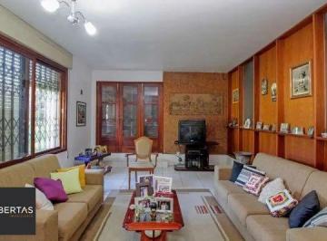 Casa · 202m² · 3 Quartos · 4 Vagas · Casa 3 dormitórios ampla, perto da PUC