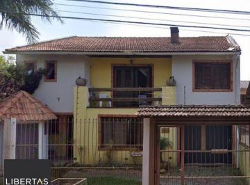 Casa · 276m² · 4 Quartos · 2 Vagas · Oportunidade!!! Casa com um espaço maravilhoso no bairro Serraria.