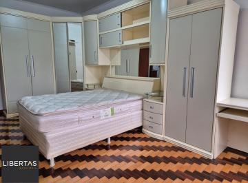 Apartamento · 102m² · 3 Quartos · Três dormitórios no Centro Histórico