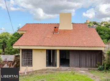 Casa · 242m² · 4 Quartos · 2 Vagas · Casa à Venda na Rua da Gruta – 241,99m² – Próxima ao Hospital Divina Providência
