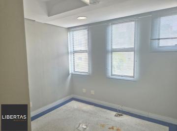 Comercial · 49m² · 3 Quartos · Sala semi mobiliada