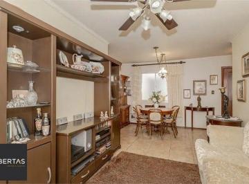 Apartamento · 63m² · 2 Quartos · 1 Vaga · APARTAMENTO 2 DORMITORIOS E 1 VAGA, AMPLO E CONSERVADO