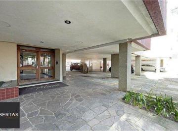 Apartamento · 72m² · 2 Quartos · 1 Vaga · Apartamento de 2 quartos em prédio com elevador, churrasqueira e garagem