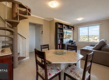 Living-Vista Escada. · Oportunidade em Teresópolis! Cobertura Reformada de R$ 590 mil por R$ 570 mil.
