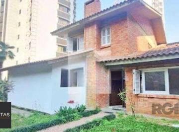 Casa · 240m² · 4 Quartos · 3 Vagas · Casa com 4 dormitórios e 2 vagas para alugar