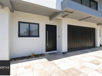 Casa · 177m² · 3 Quartos · 2 Vagas · Casa em condomínio com conforto e exclusividade no bairro Tristeza