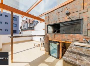 Apartamento · 129m² · 2 Quartos · 2 Vagas · Cobertura 2 quartos, 2 vagas à venda no Petrópolis.