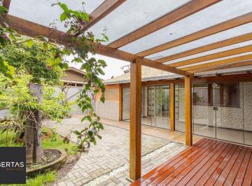 Casa · 125m² · 4 Quartos · 2 Vagas · Casa com 4 dormitórios, 2 vagas de garagem em Canoas