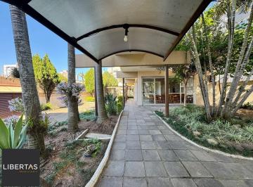 Apartamento · 65m² · 2 Quartos · 1 Vaga · Apartamento dois dormitórios ( uma suíte) garagem/depósito Bairro Menino Deus