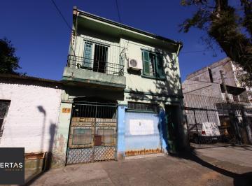 Casa · 185m² · 11 Quartos · Terreno na Felix da Cunha 6,60 x 28,00