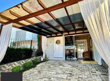 Casa · 76m² · 2 Quartos · 1 Vaga · Casa 2 dormitórios e 1 vaga Lajeado 75m2 Bairro Jardim Botânico