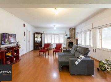 Casa · 273m² · 4 Quartos · 3 Vagas · Casa à venda - em Medianeira