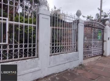 Casa · 2 Quartos · 1 Vaga · Casa de 2 quartos