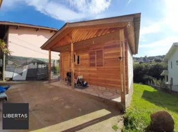Terreno · 824m² · Terreno com 2 casas pré-fabricadas recém-construídas